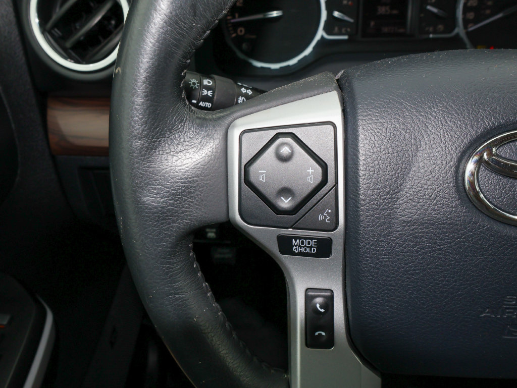 Used 2020 Toyota Tundra Limited w/ Limited Premium Package AWD/4WD image 19