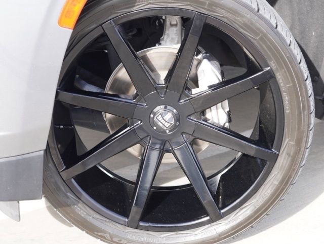 Used 2021 Chevrolet Tahoe RST w/ Luxury Package image 12