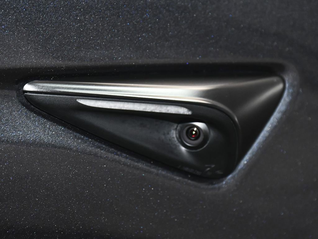 Used 2025 Tesla Model 3 Performance AWD/4WD image 18