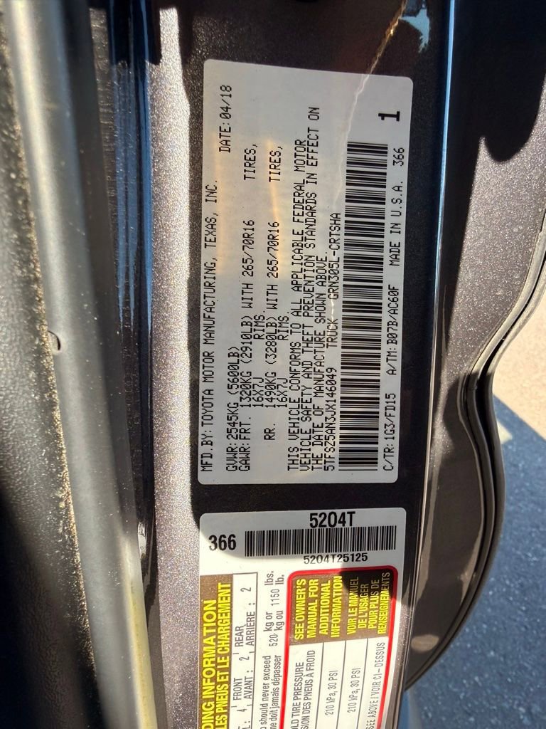 Used 2018 Toyota Tacoma TRD Off-Road w/ Technology Package image 15