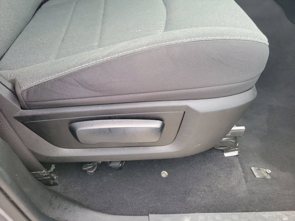 Used 2024 RAM 1500 Warlock RWD image 34