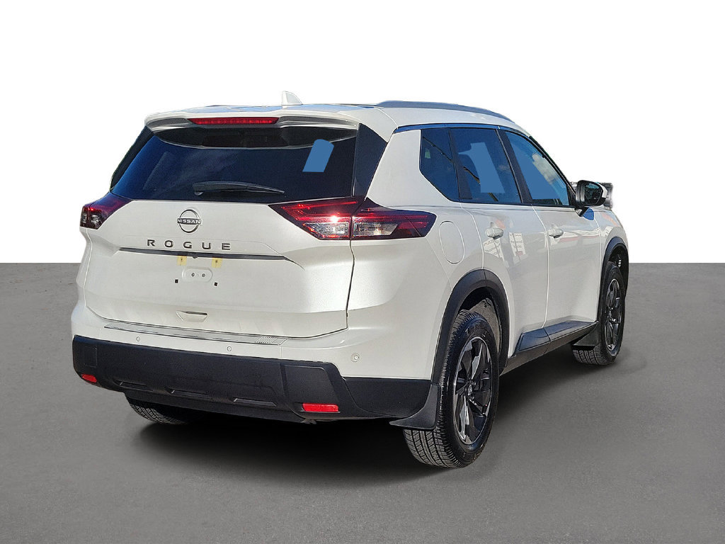Used 2025 Nissan Rogue SV w/ SV Premium Package FWD image 3
