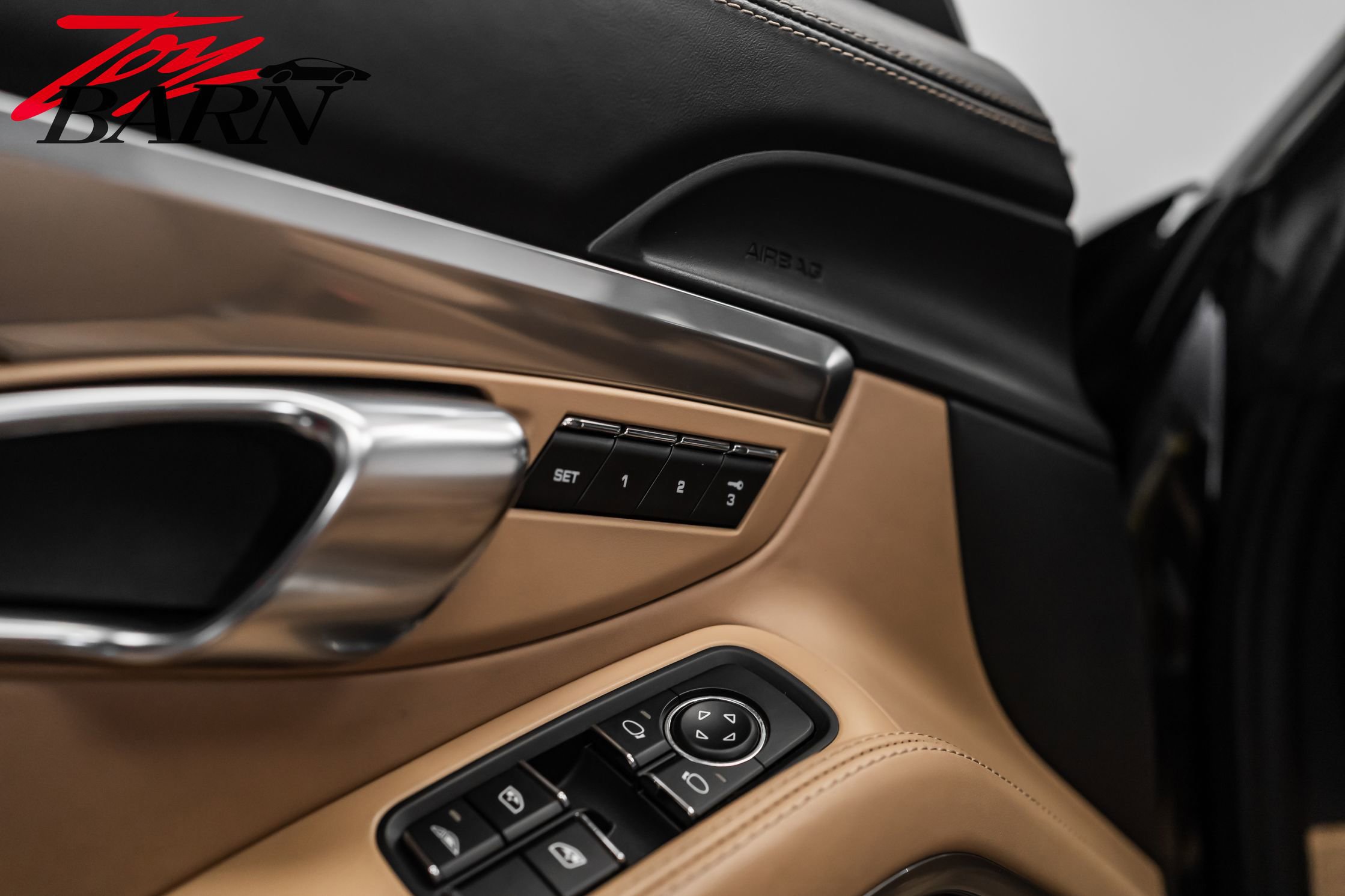 Used 2014 Porsche 911 Carrera S image 28