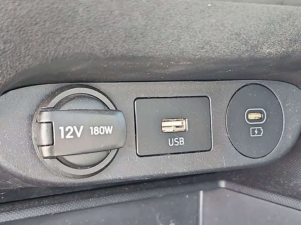 Used 2024 Hyundai Elantra SE FWD image 23