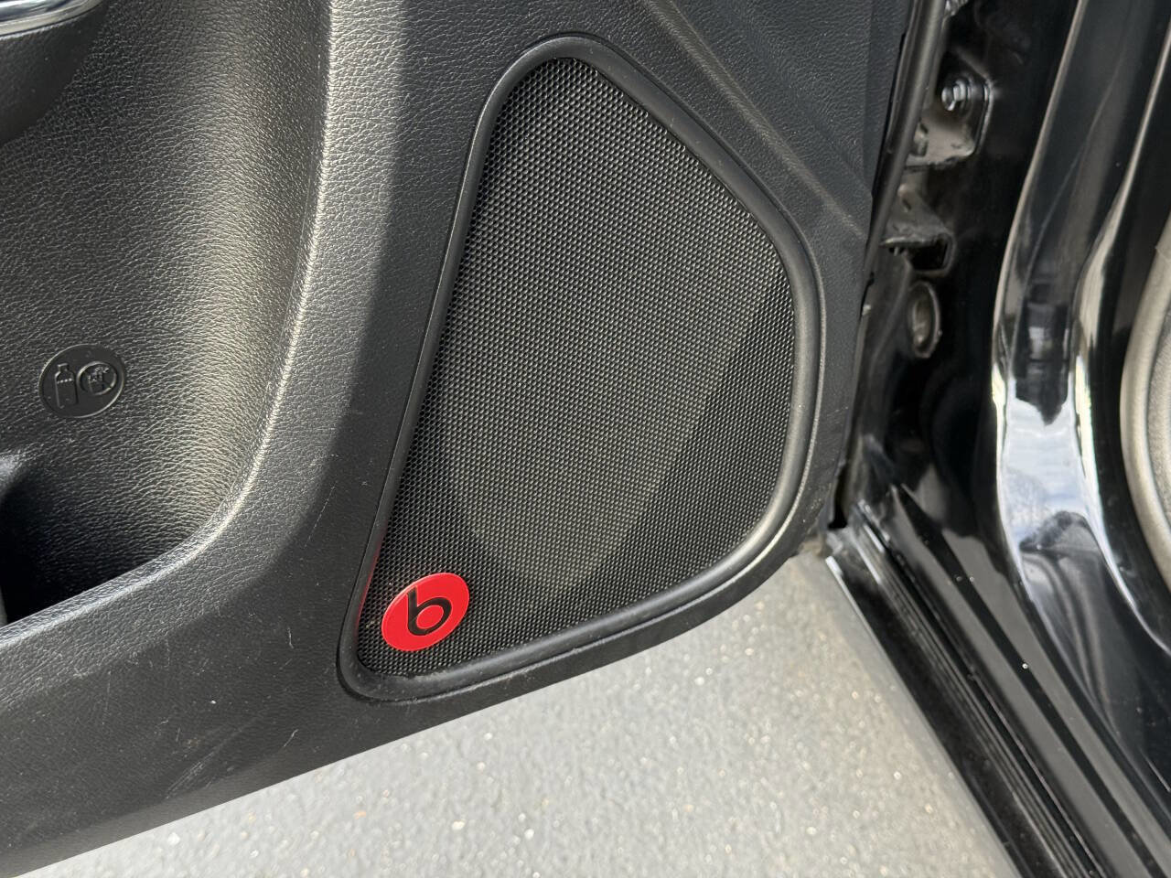 Used 2013 Dodge Charger R/T image 23