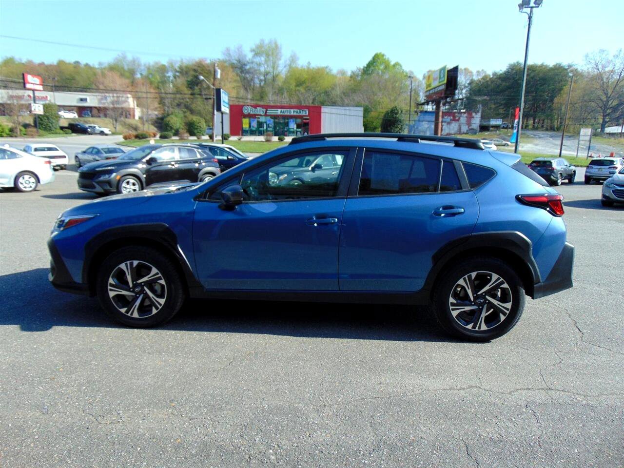 Used 2024 Subaru Crosstrek 2.0i Premium image 8
