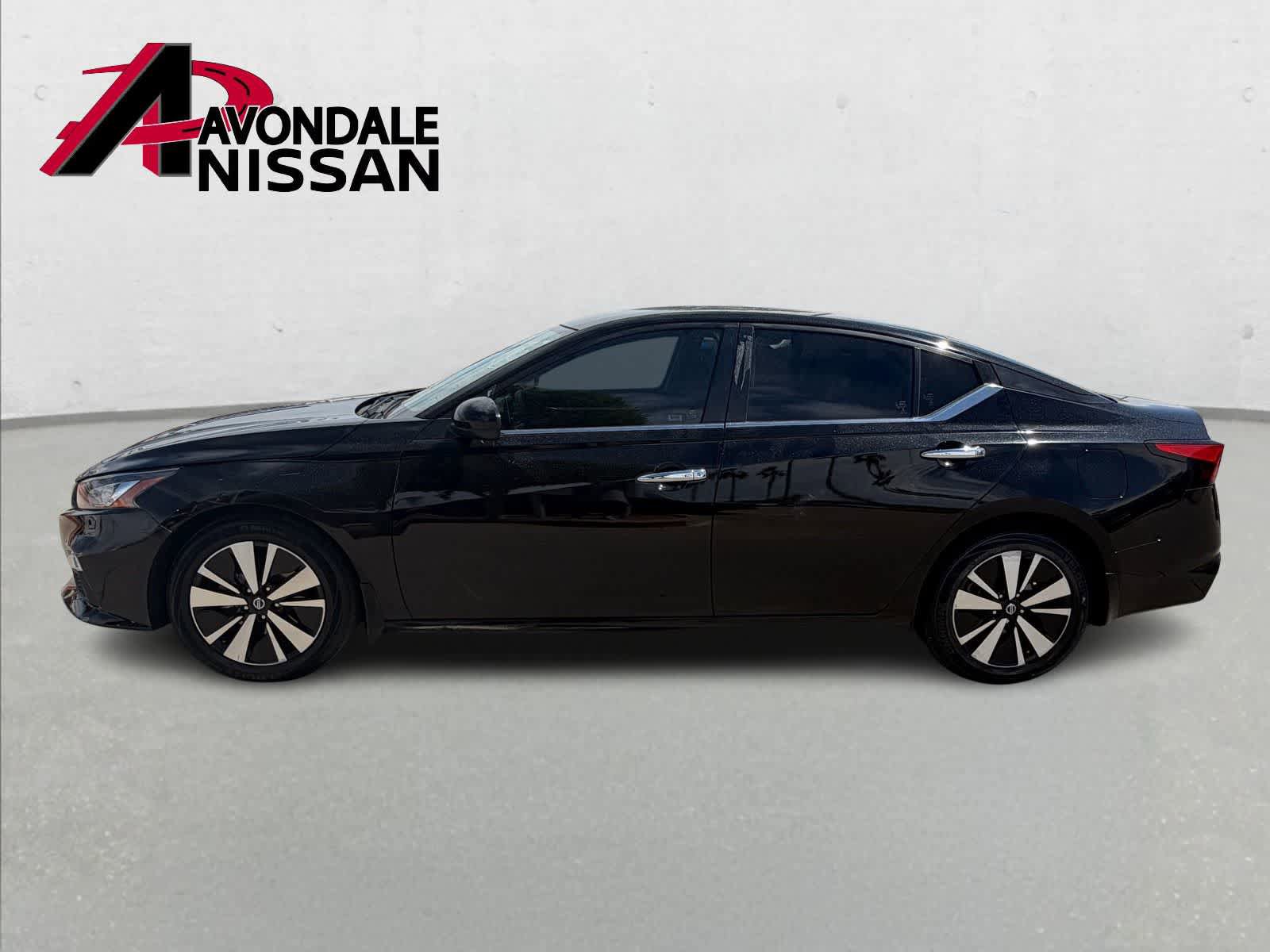 Certified 2022 Nissan Altima 2.5 SV FWD image 3