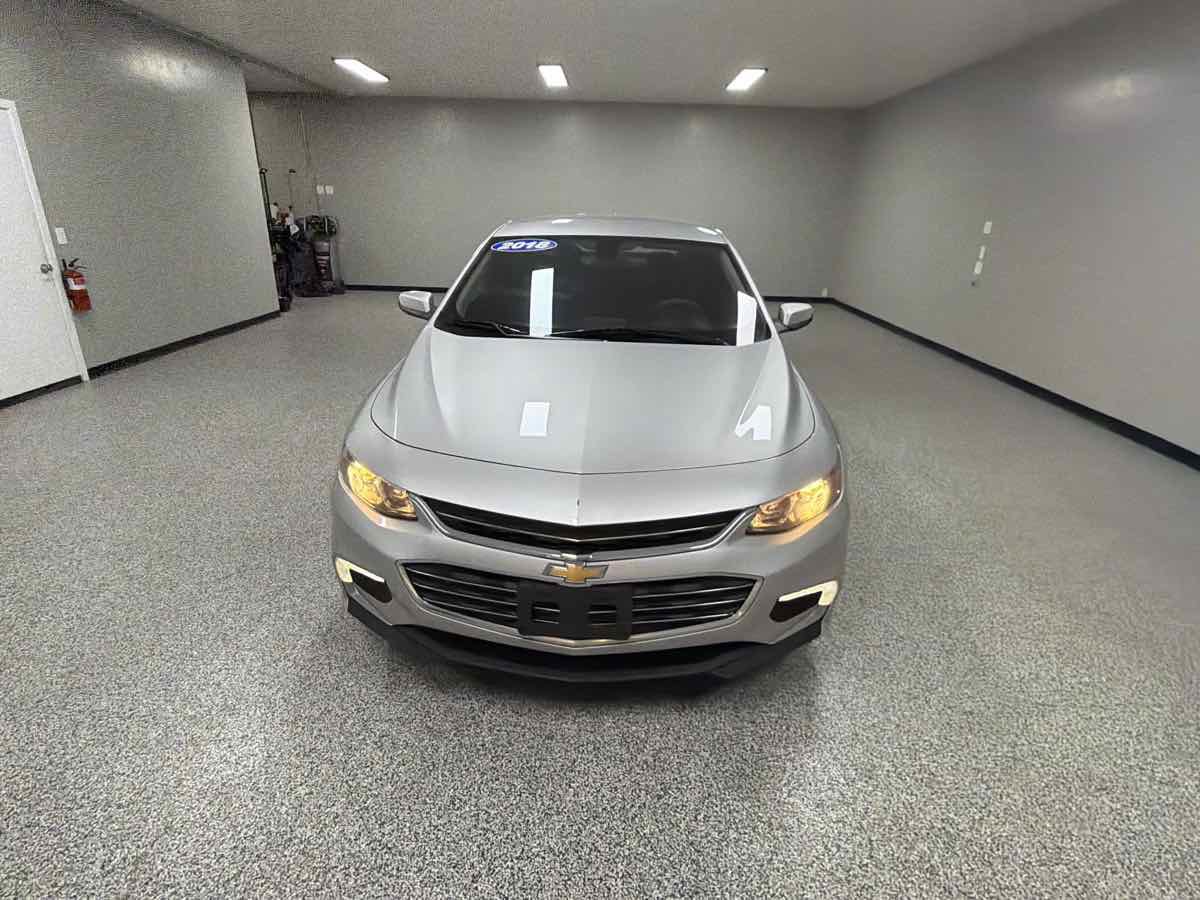 Used 2018 Chevrolet Malibu LT image 8