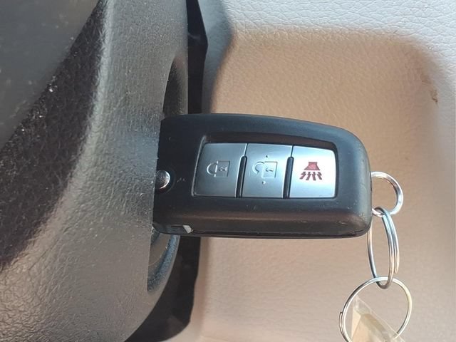 Used 2017 Nissan Rogue Sport S w/ S Appearance Package AWD/4WD image 12