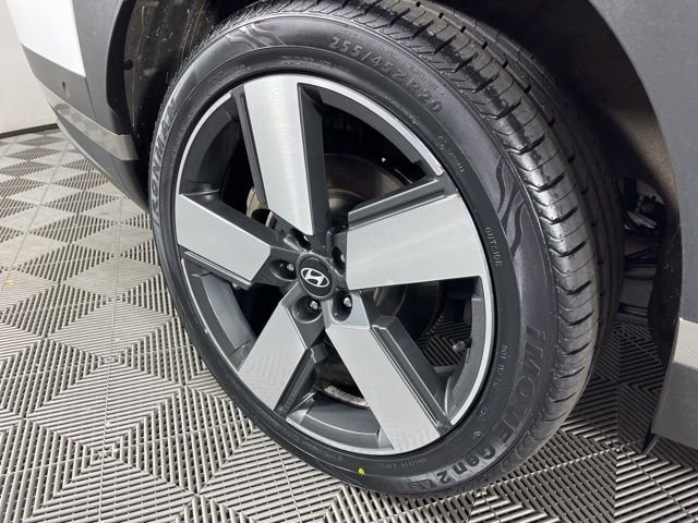 Used 2024 Hyundai Santa Fe Limited FWD image 17