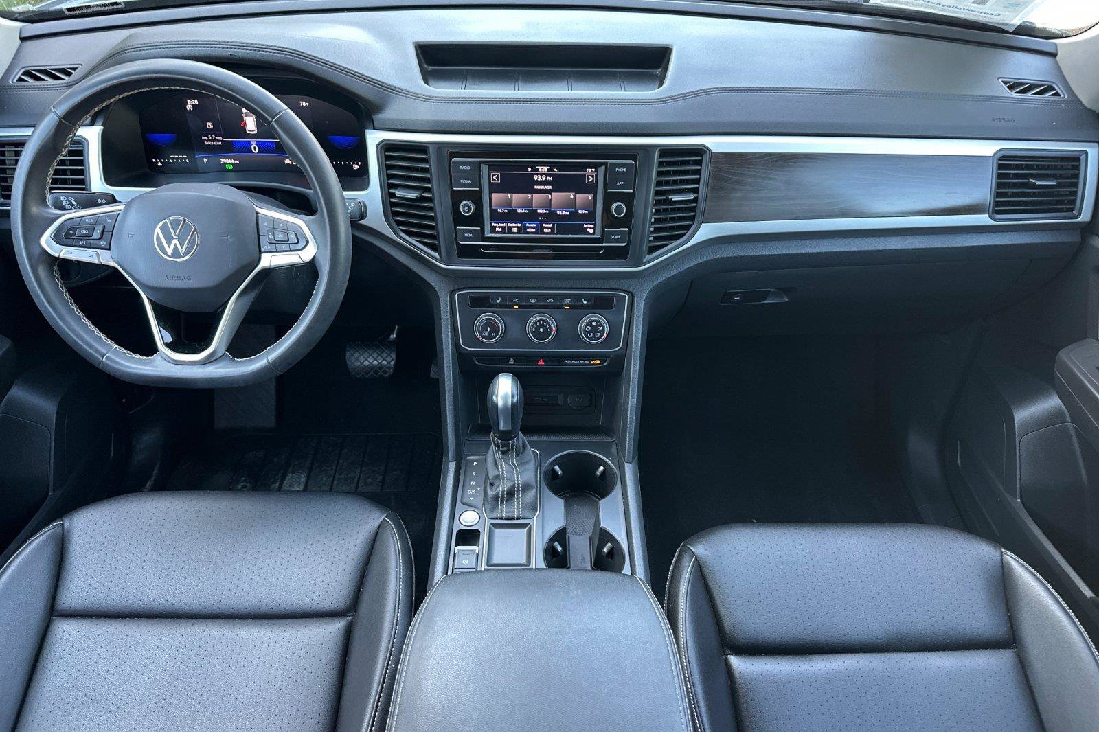 Used 2023 Volkswagen Atlas SE FWD image 12