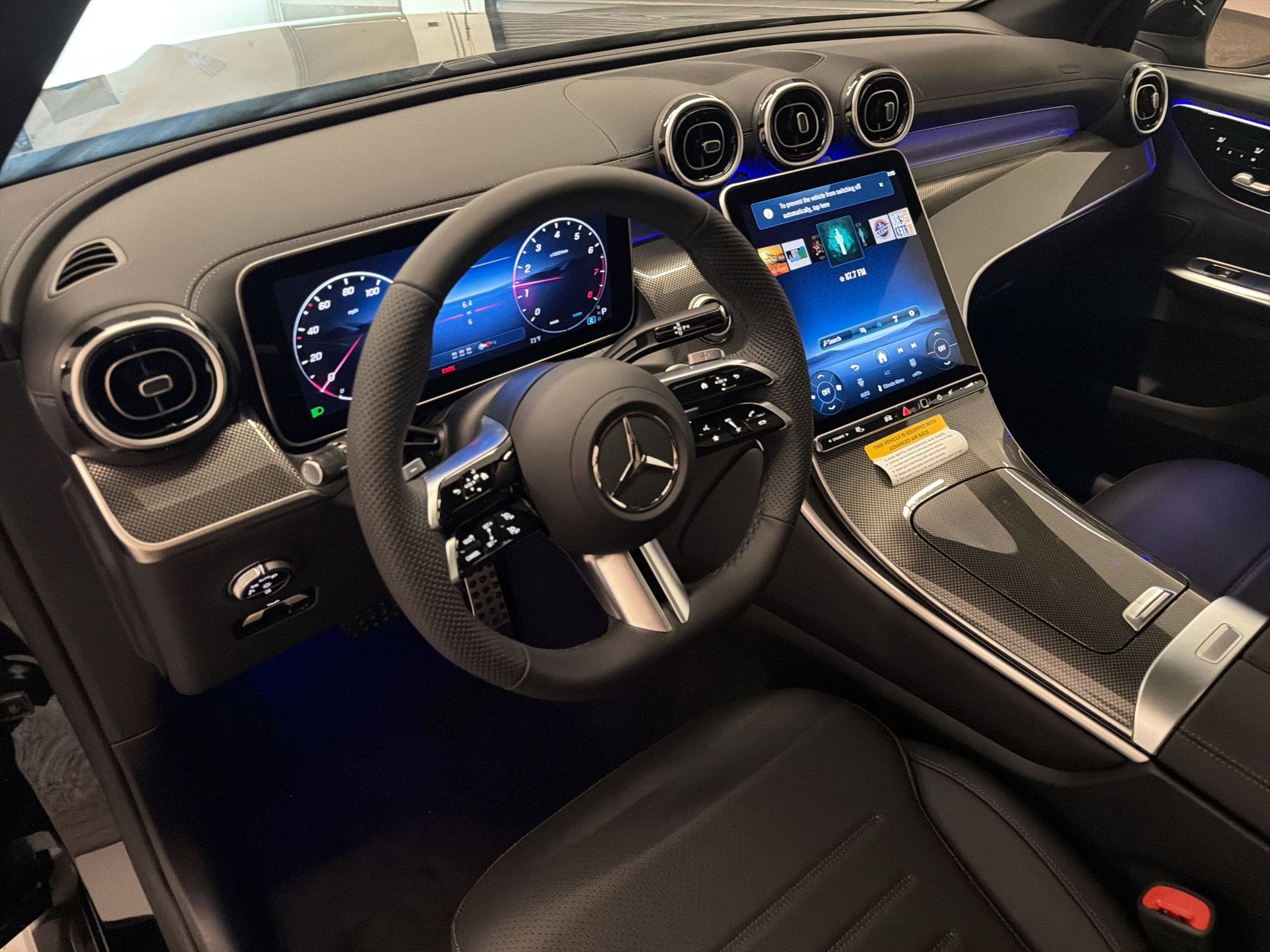 Used 2026 Mercedes-Benz GLC 300 4MATIC image 4