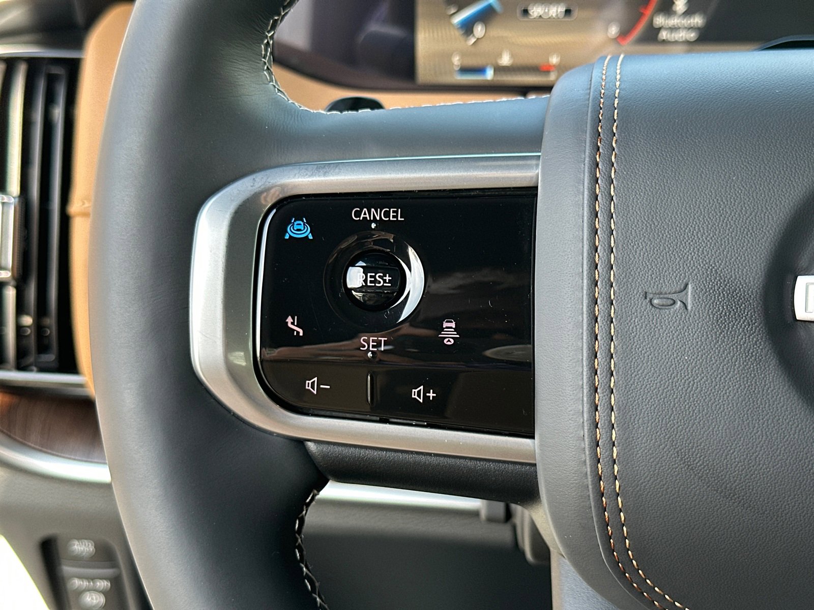 Certified 2026 Nissan Armada Platinum Reserve image 31