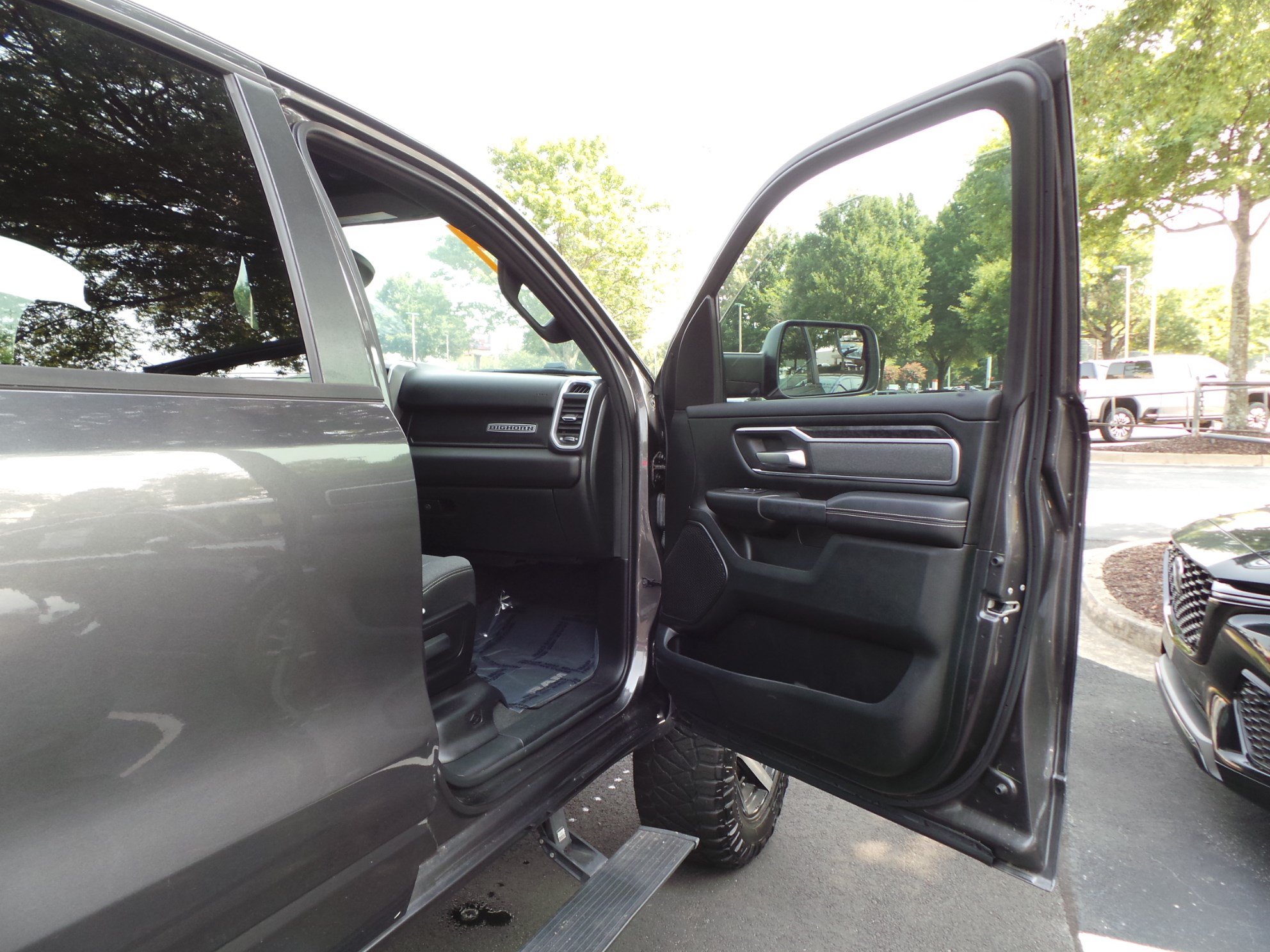 Used 2021 RAM 1500 Big Horn AWD/4WD image 42