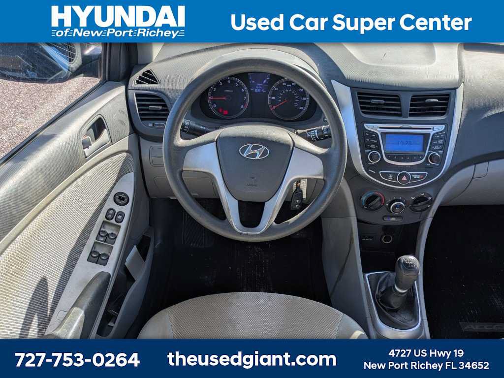 Used 2013 Hyundai Accent GS FWD image 14