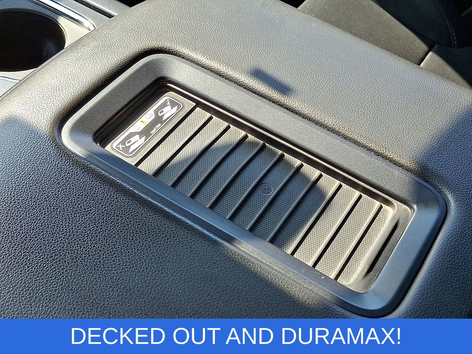Used 2018 Chevrolet Silverado 2500 LTZ w/ Duramax Plus Package AWD/4WD image 28
