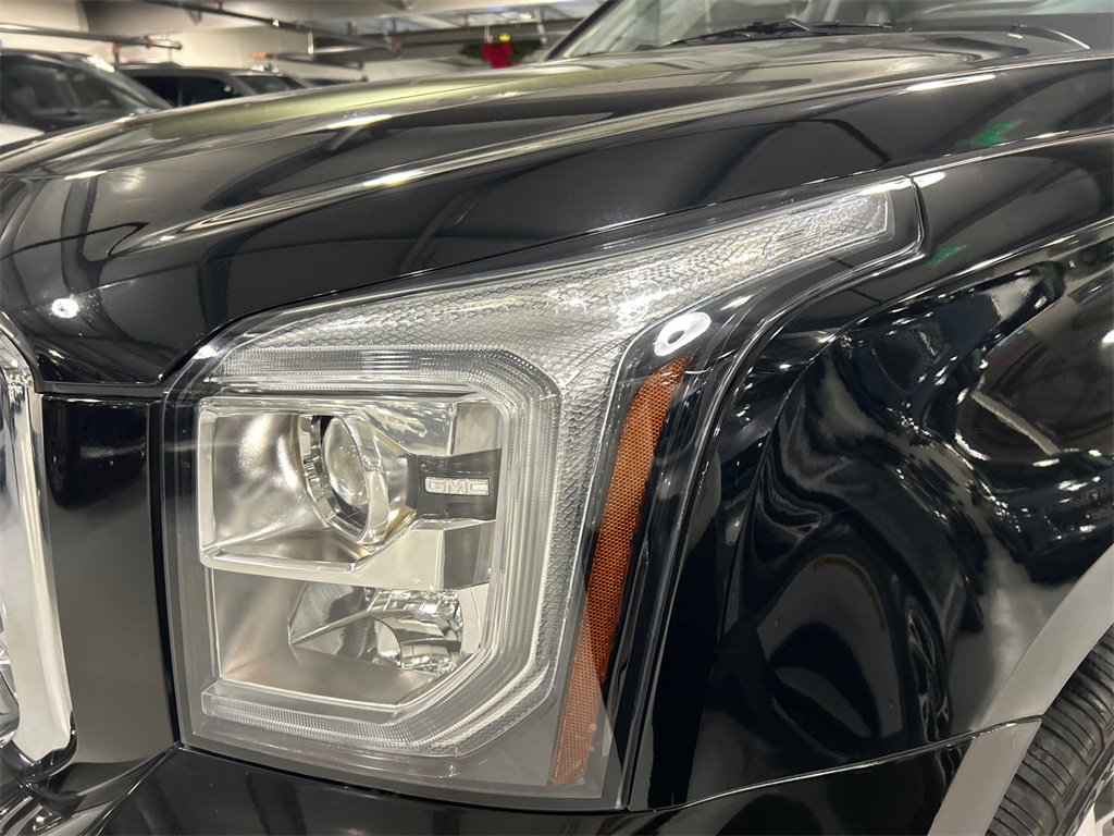 Used 2019 GMC Yukon Denali w/ Denali Ultimate Package image 7