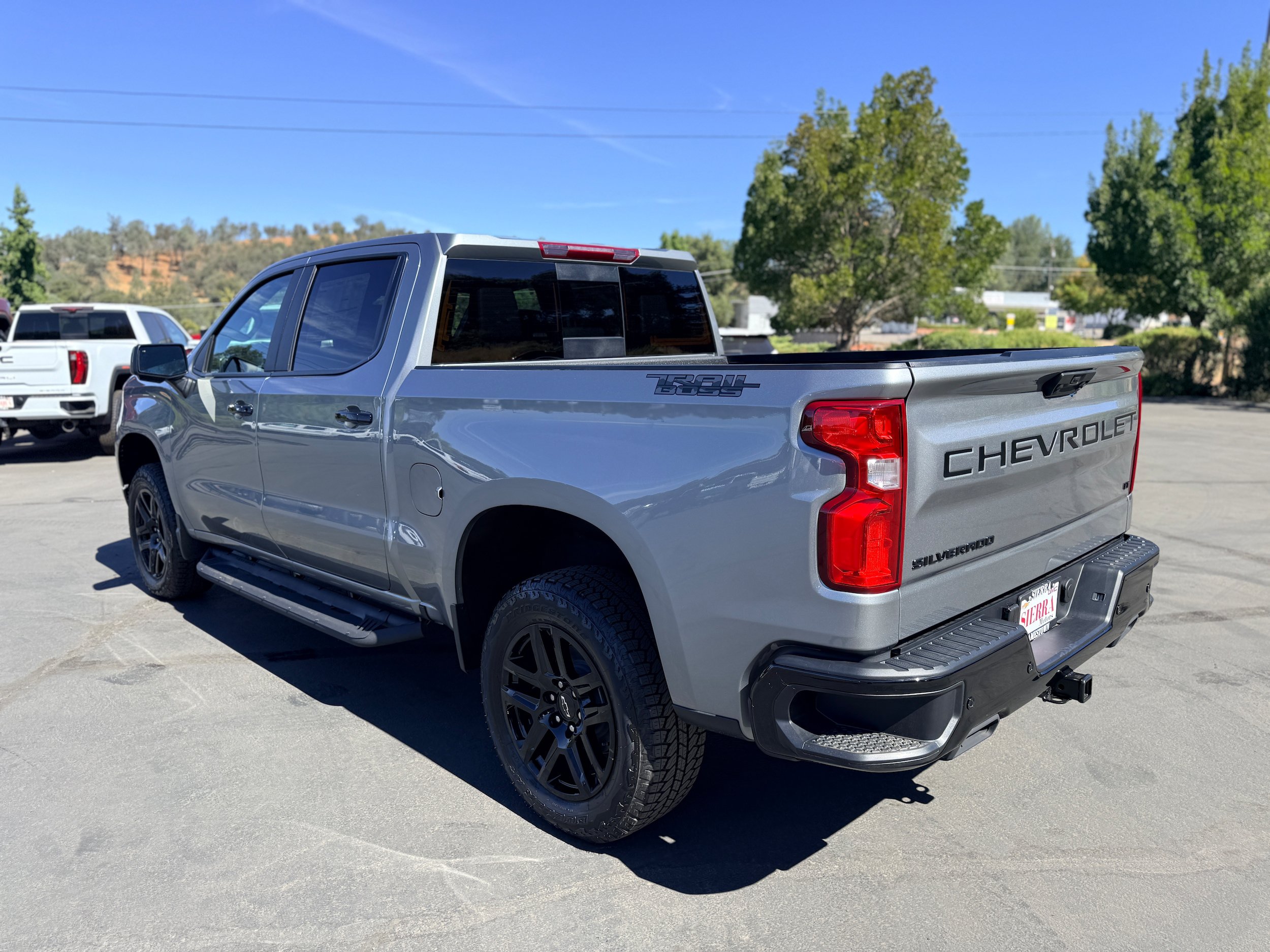 New 2026 Chevrolet Silverado 1500 LT Trail Boss w/ LT Trail Boss Premium Package AWD/4WD image 6