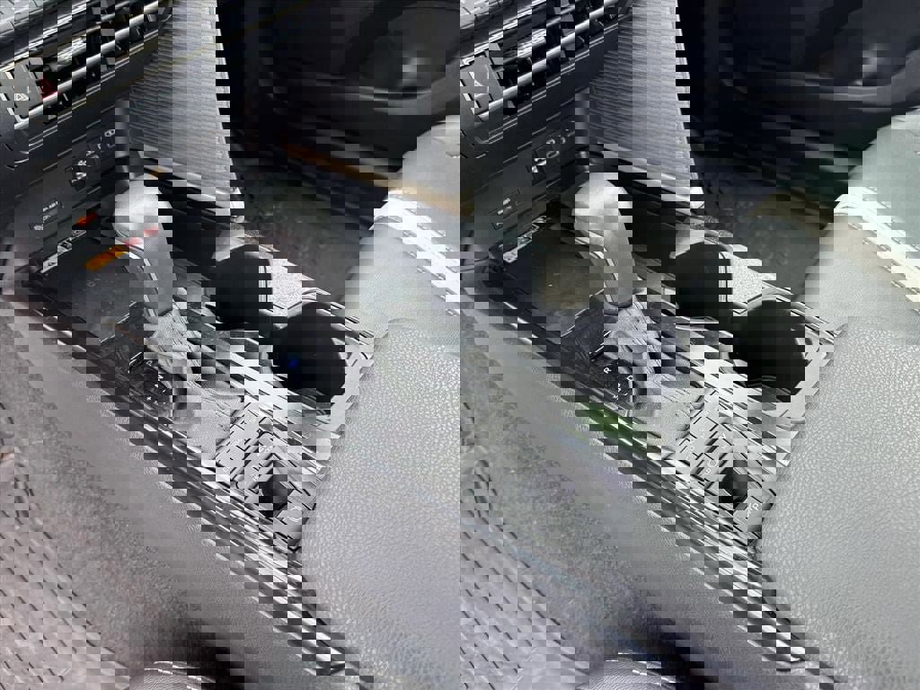 Certified 2025 Toyota Camry SE image 20