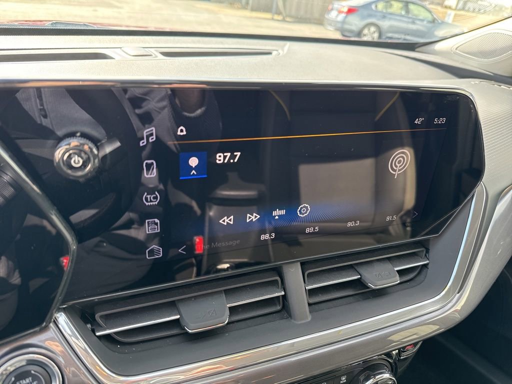 Used 2024 Chevrolet Trax ACTIV w/ Driver Confidence Package image 20