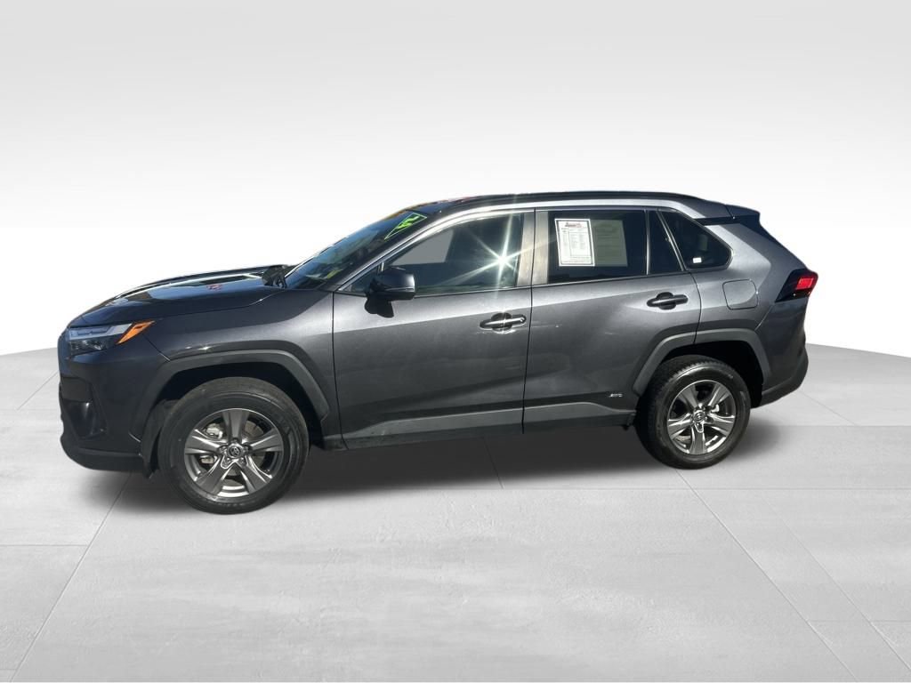 Used 2024 Toyota RAV4 XLE image 4