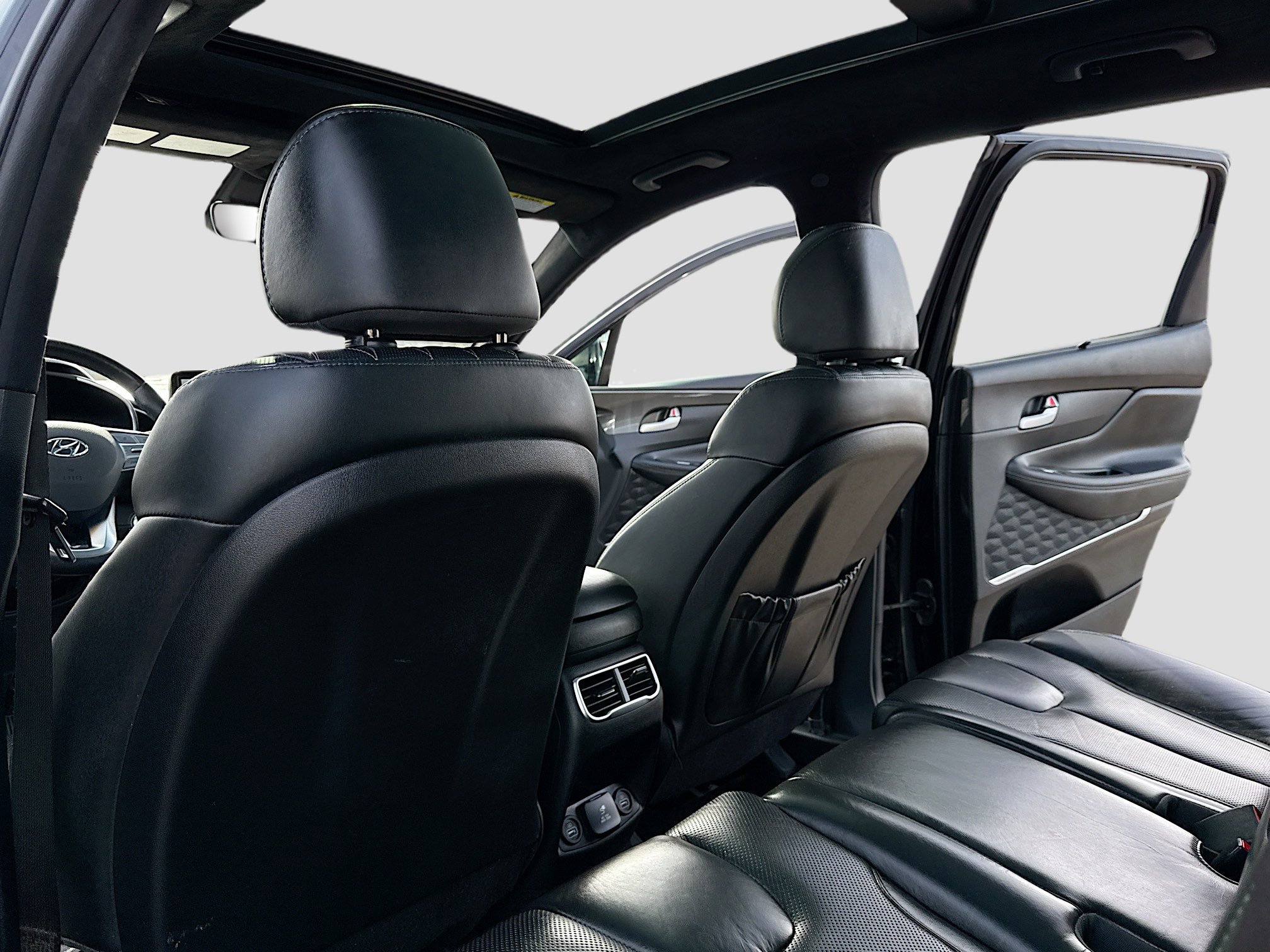 Certified 2023 Hyundai Santa Fe Calligraphy image 6