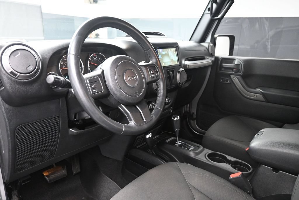 Used 2016 Jeep Wrangler Sport w/ Quick Order Package 24S AWD/4WD image 17