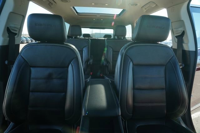 Used 2021 GMC Acadia Denali w/ Denali Ultimate Package image 36