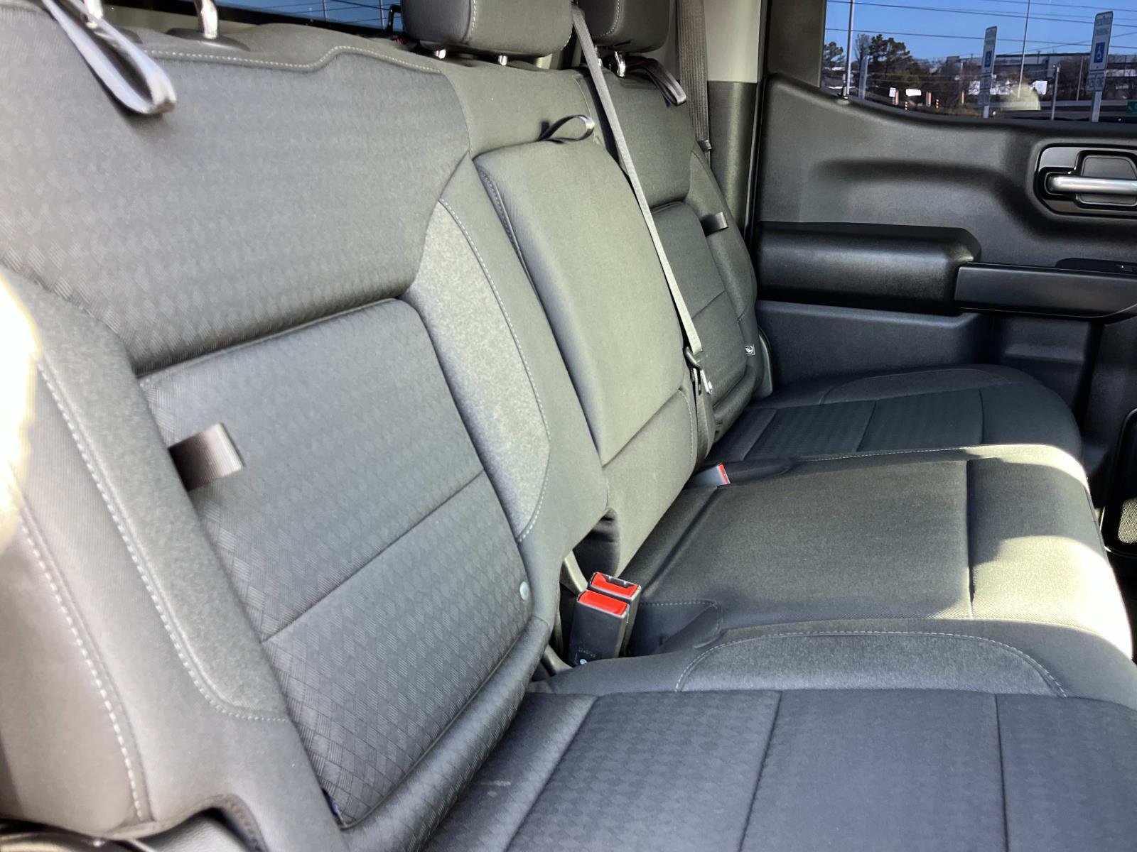 Used 2023 Chevrolet Silverado 1500 Custom image 22