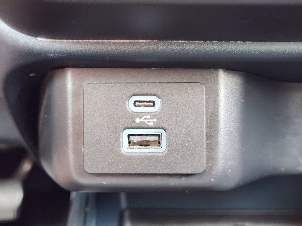 Used 2023 Ford Maverick XL FWD image 21