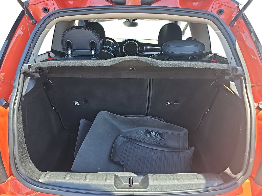 Used 2019 MINI Cooper 2-Door Hardtop FWD image 29