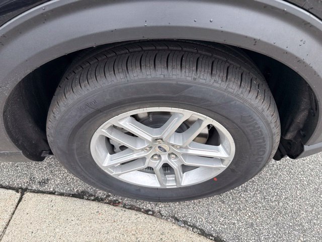 New 2026 Ford Explorer Active RWD image 13
