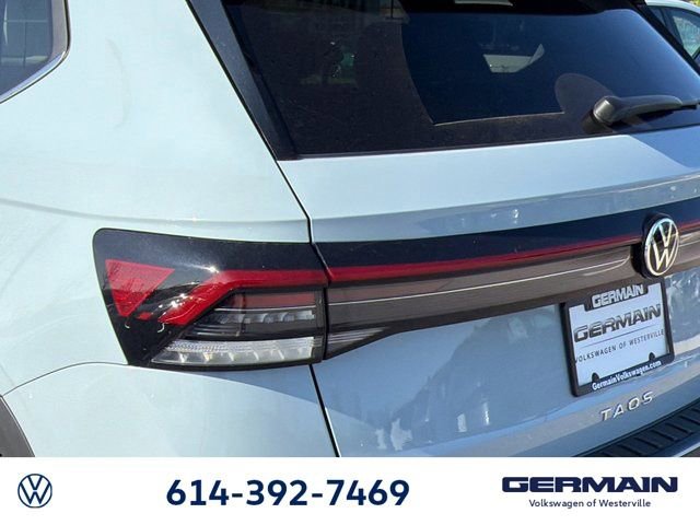 New 2026 Volkswagen Taos SEL image 15