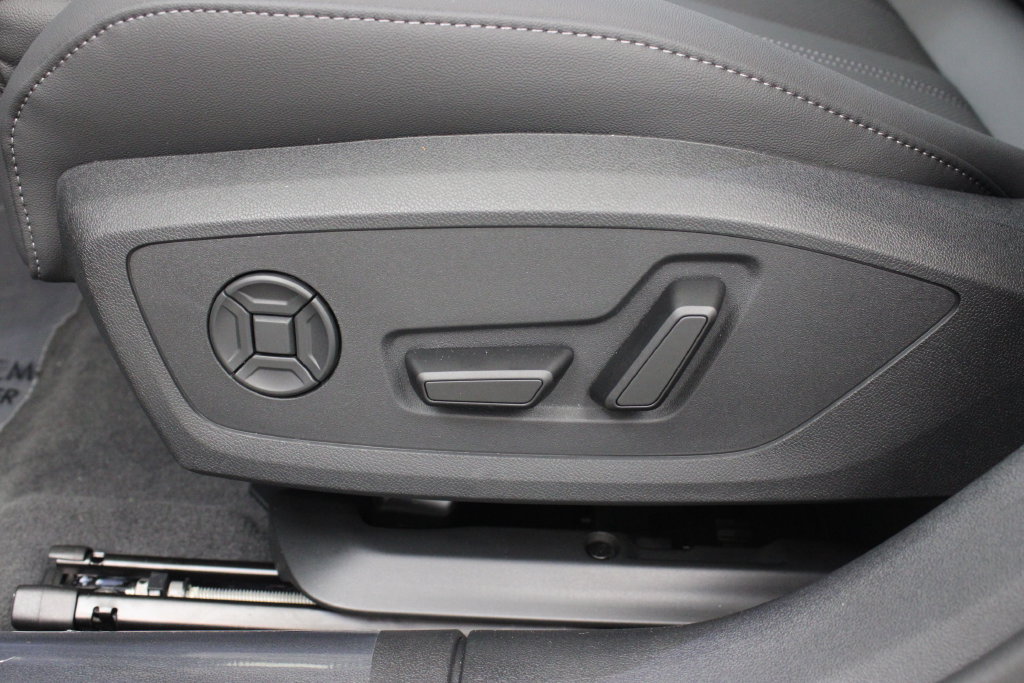 New 2026 Audi A6 Premium Plus AWD/4WD image 19