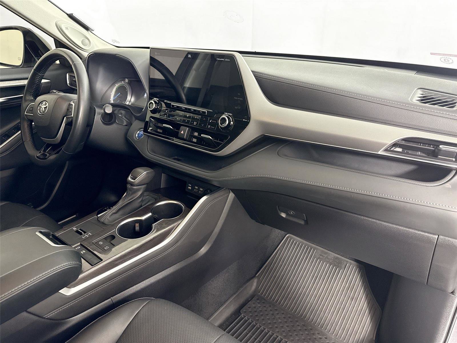 Used 2022 Toyota Highlander Platinum FWD image 47
