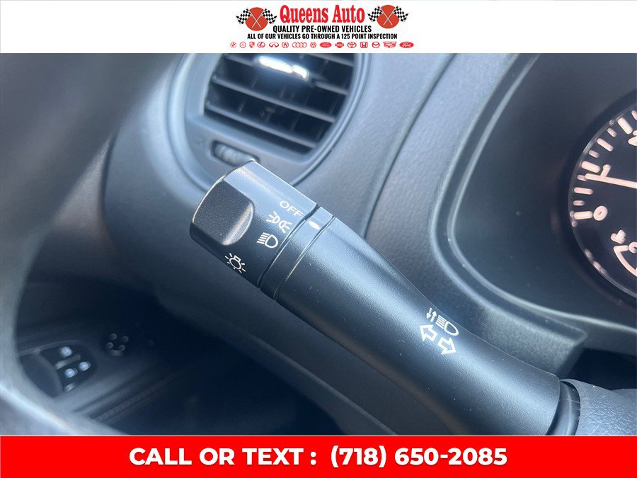 Used 2019 Nissan Pathfinder S AWD/4WD image 21