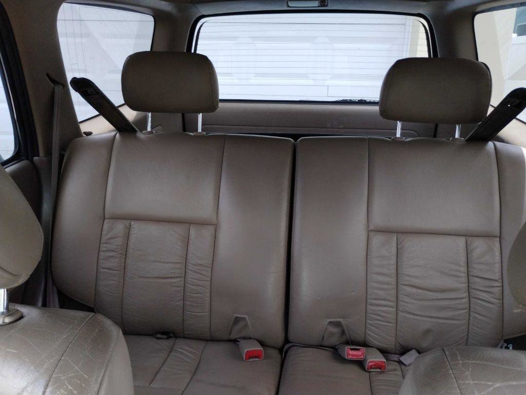 Used 2000 Toyota 4Runner Limited image 12