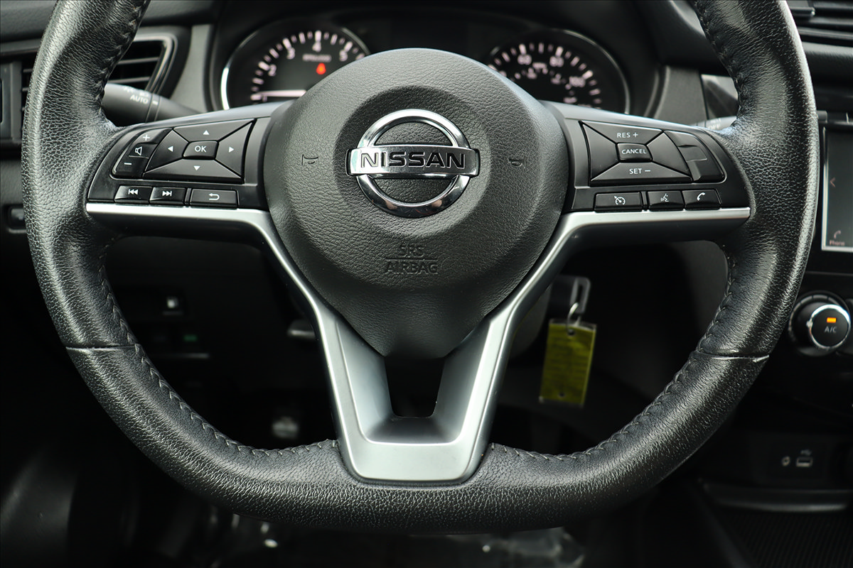 Used 2020 Nissan Rogue S w/ Special Edition Package FWD image 38