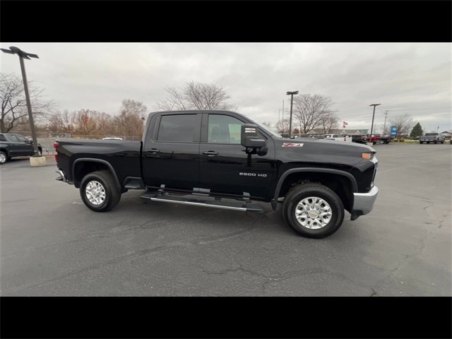 Certified 2023 Chevrolet Silverado 2500 LT w/ Convenience Package image 9
