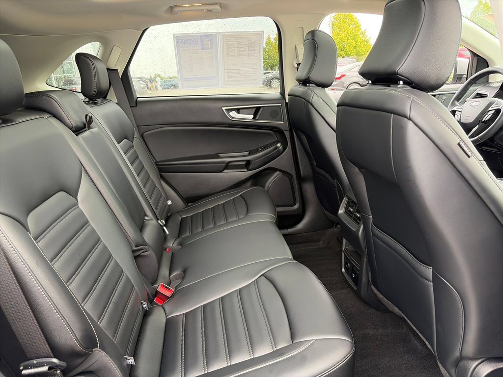 Used 2024 Ford Edge SEL w/ Convenience Package AWD/4WD image 33