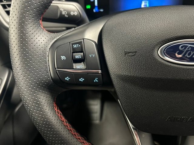 Used 2025 Ford Escape ST-Line Select AWD/4WD image 26