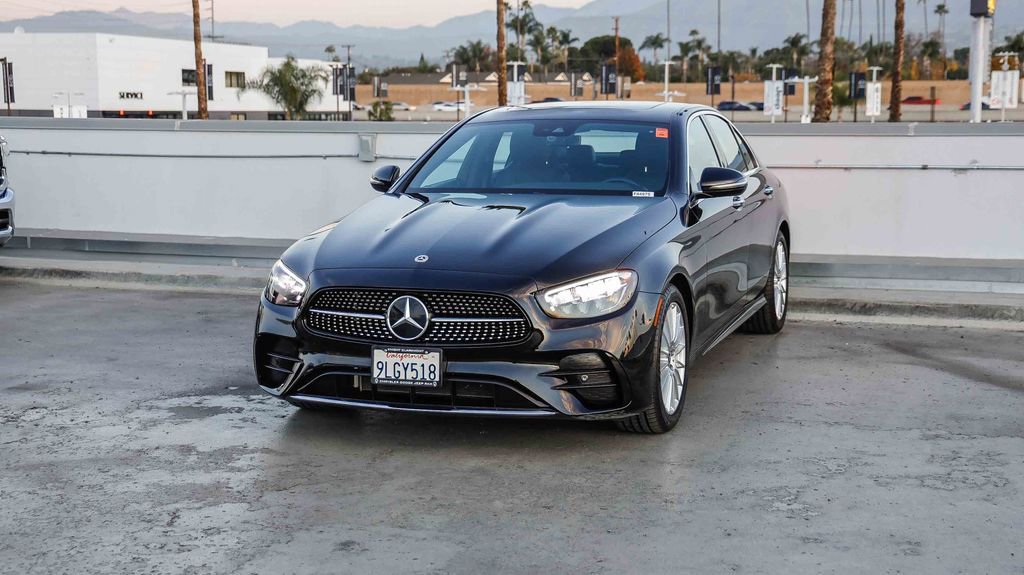 Used 2023 Mercedes-Benz E 350 Sedan image 4