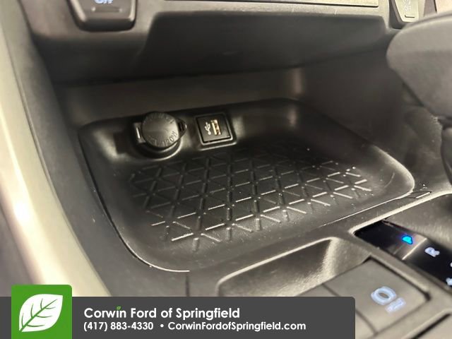 Used 2025 Toyota RAV4 XLE image 36