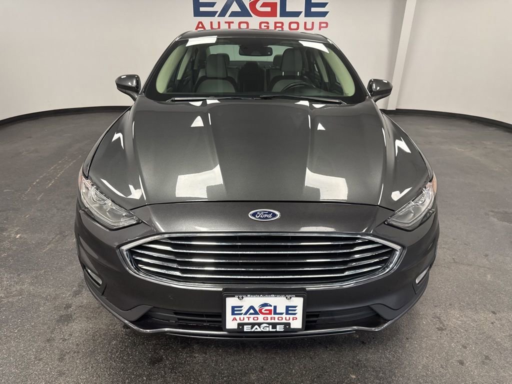 Used 2020 Ford Fusion SE w/ Equipment Group 151A image 3