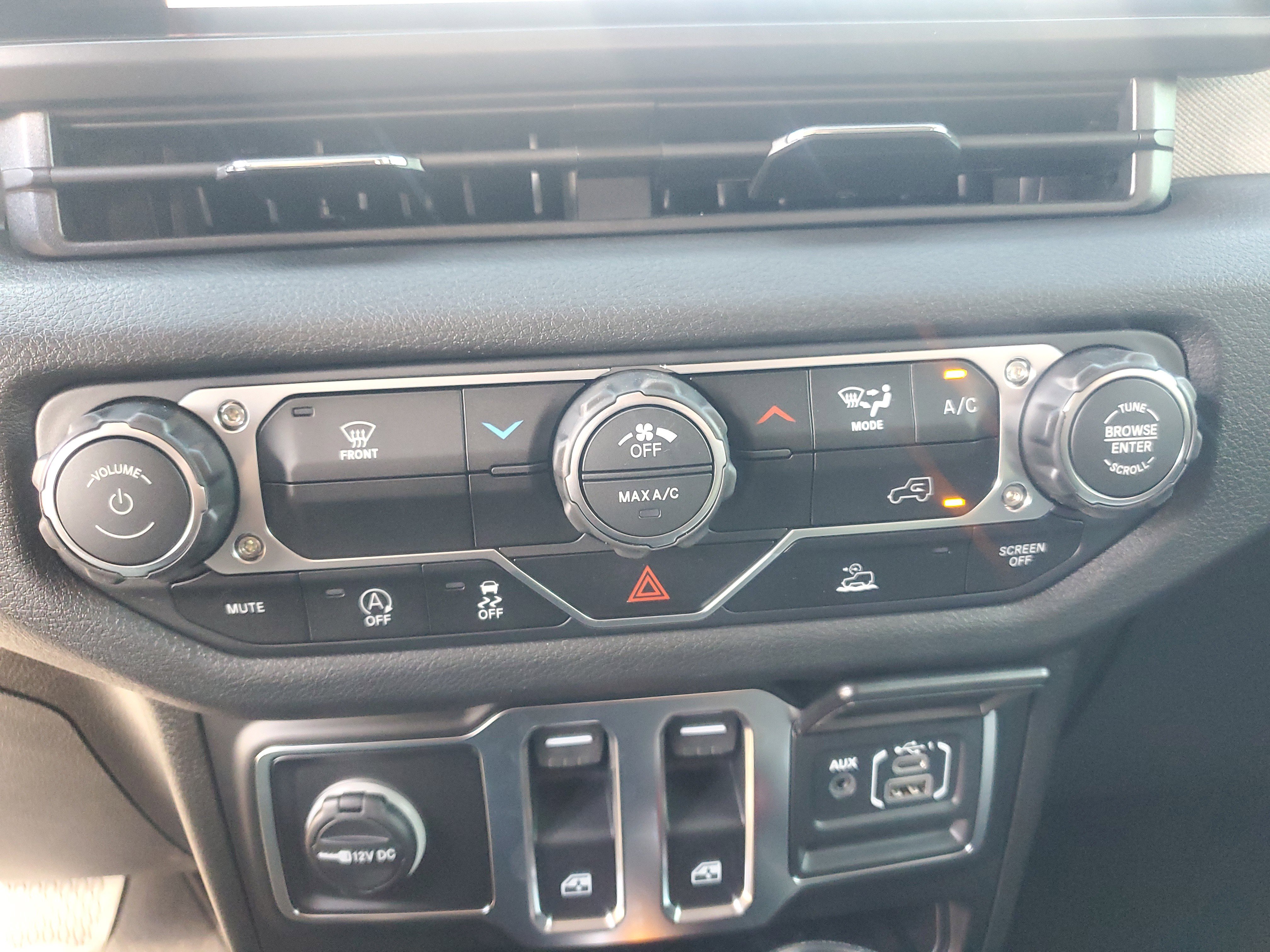 New 2026 Jeep Wrangler Sport image 19