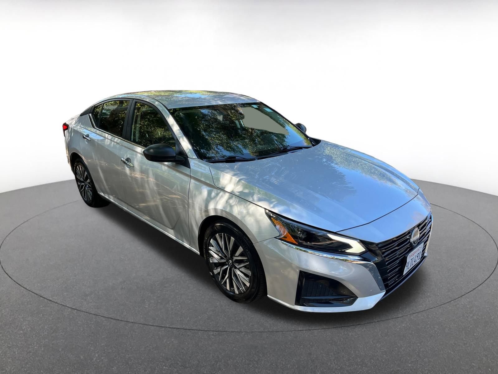 Used 2024 Nissan Altima 2.5 SV