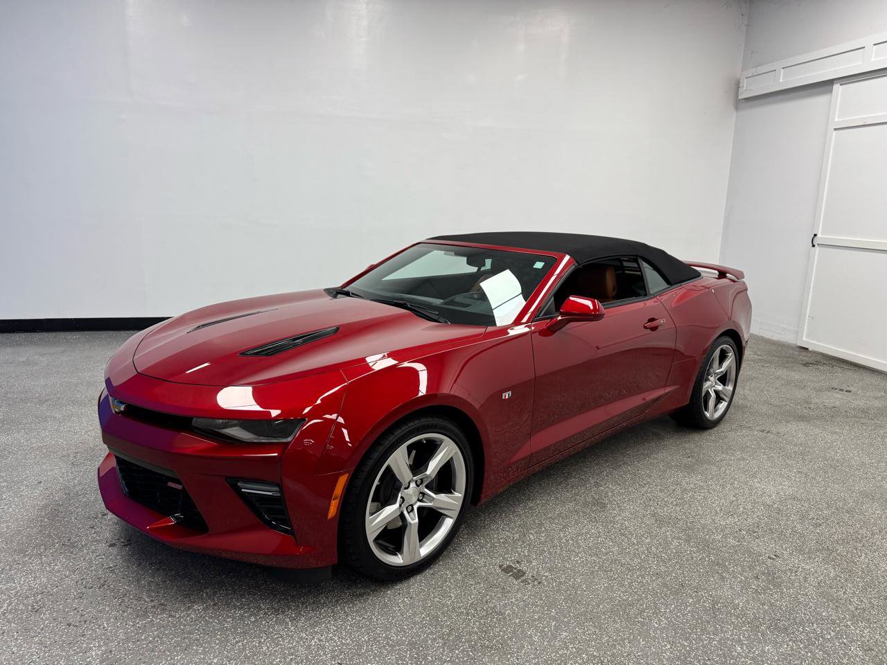 Used 2017 Chevrolet Camaro SS RWD image 35