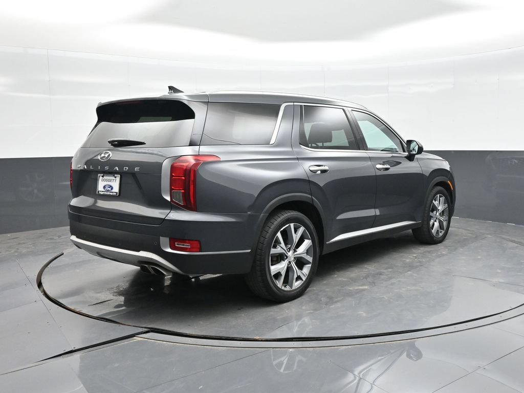 Used 2022 Hyundai Palisade SEL w/ Premium Package FWD image 7