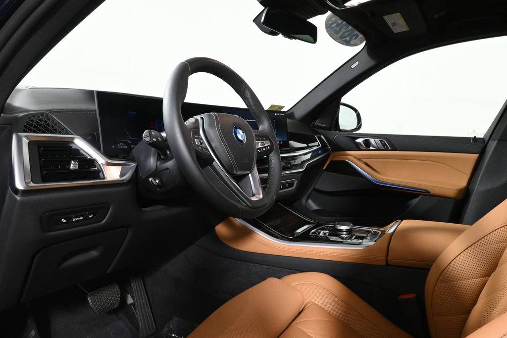 Used 2026 BMW X5 xDrive50e w/ Premium Package AWD/4WD image 16