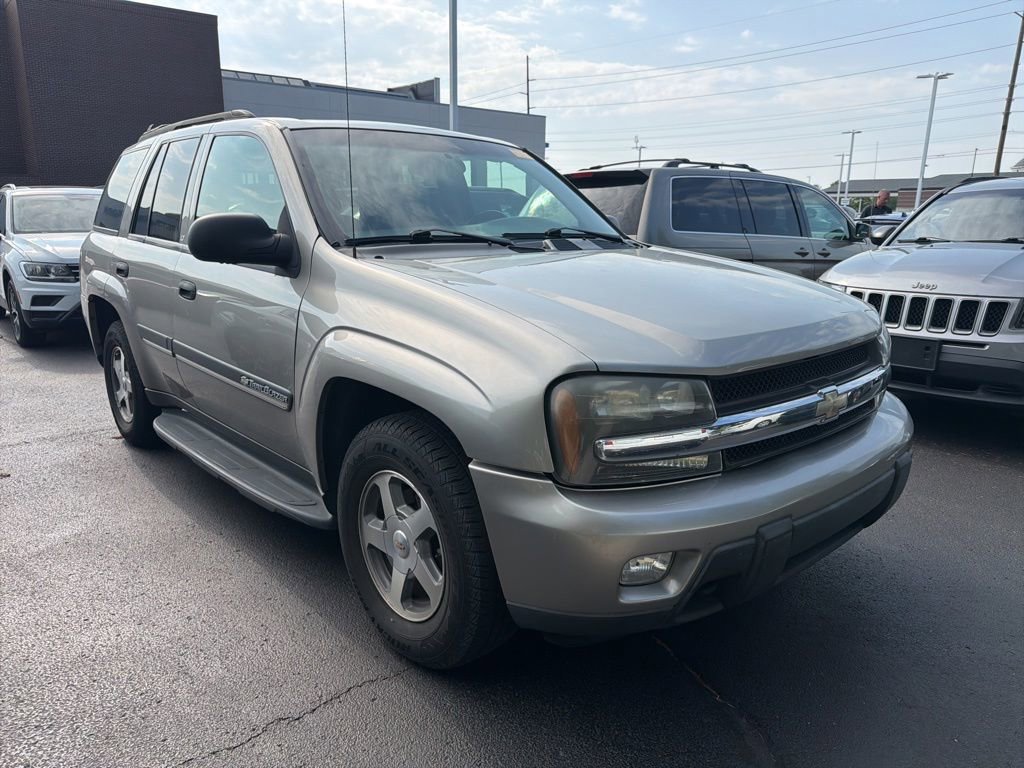 Used 2002 Chevrolet TrailBlazer LT w/ Preferred Equipment Group AWD/4WD image 4